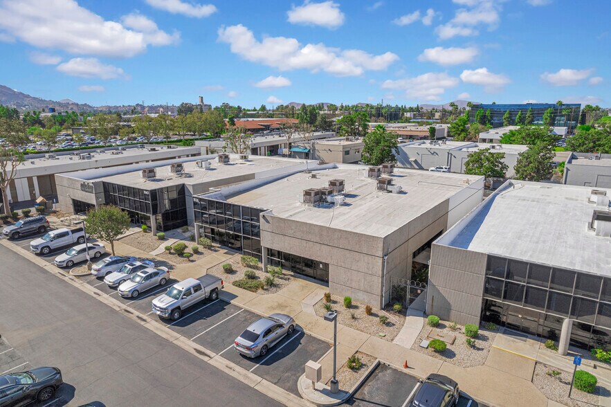 More Photos Of 1836 Commercenter Cir, San Bernardino Warehouse For Lease