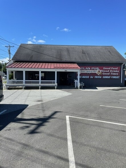 Primary Photo Of 300 Carew St, Chicopee Restaurant For Sale