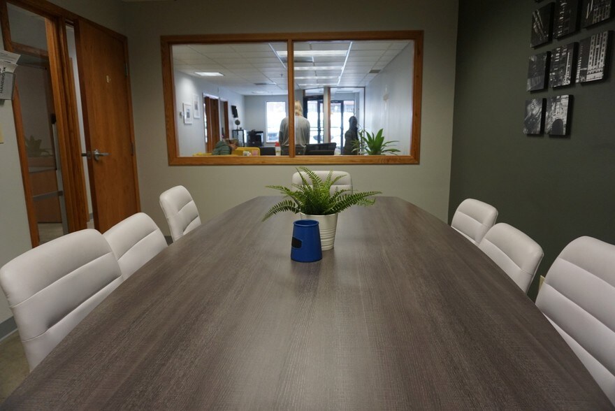 More Photos Of 6403-6443 Cecilia Cir, Edina Light Distribution For Lease