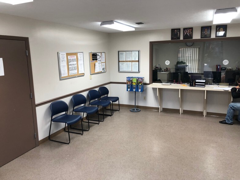 More Photos Of 506-508 Houston Ave NW, Live Oak Office For Sale