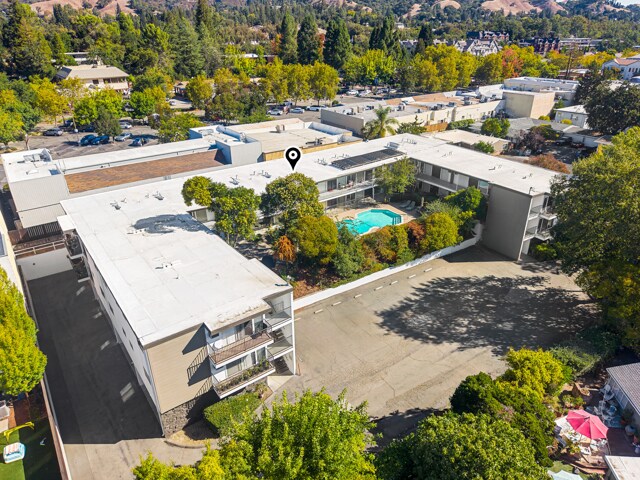 More Photos Of 950 Mountain View Dr, Lafayette Apartments For Sale