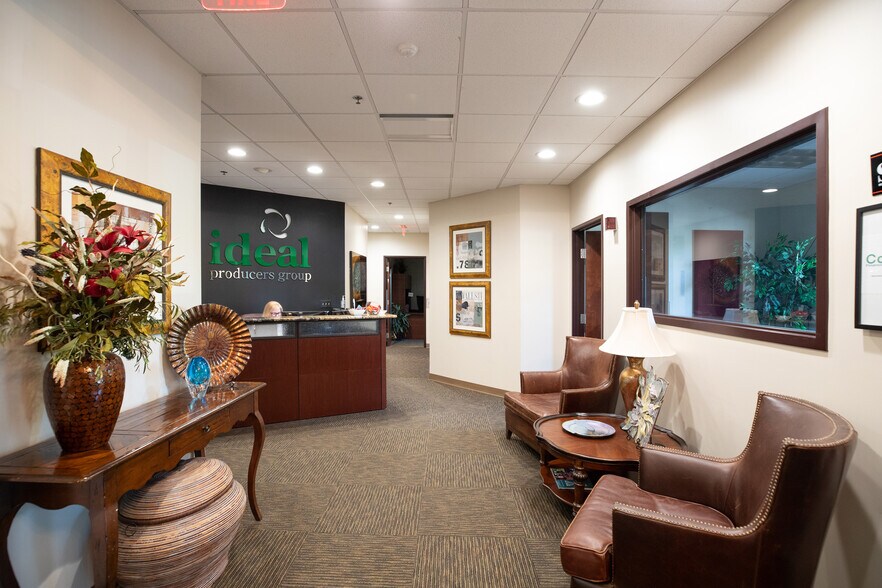 More Photos Of 6710 W 121st St, Overland Park Office For Sale