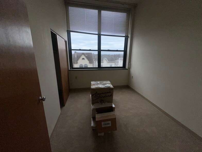 More Photos Of 215 Lelia St, Pittsburgh Apartments For Sale