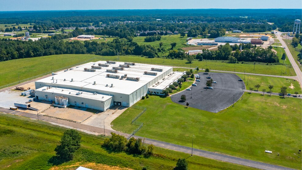 More Photos Of 36 County Road 166, Oxford Manufacturing For Lease