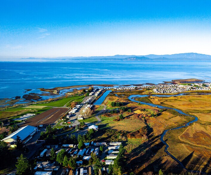 More Photos Of 200 Corfield St N, Parksville Land For Sale