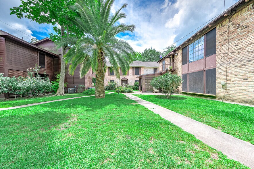 More Photos Of , Alvin Multifamily For Sale