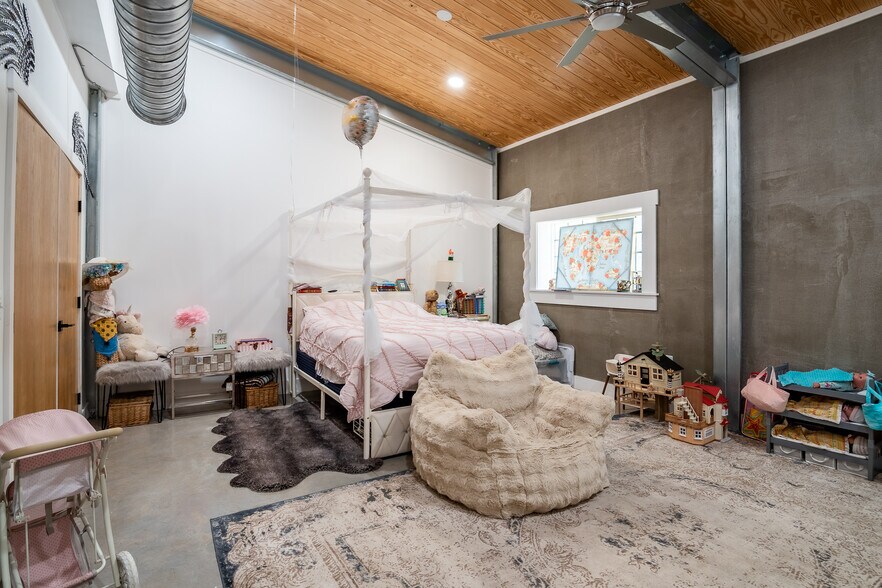 More Photos Of 1301 Ivy Way, Naples Land For Sale
