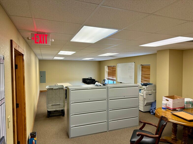 More Photos Of 464 Cool Jct, Millsap Manufacturing For Lease