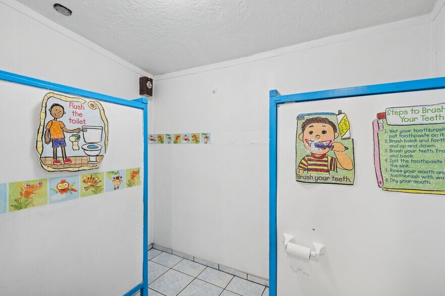 More Photos Of 302 Chimes View Dr, South Ogden Daycare Center For Sale