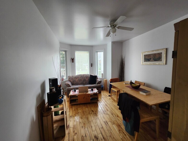More Photos Of 301-307 Boul Du Havre, Salaberry-de-valleyfield Apartments For Sale