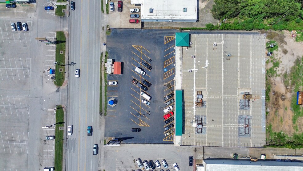 More Photos Of 5231 Aldine Mail Rd, Houston General Retail For Lease