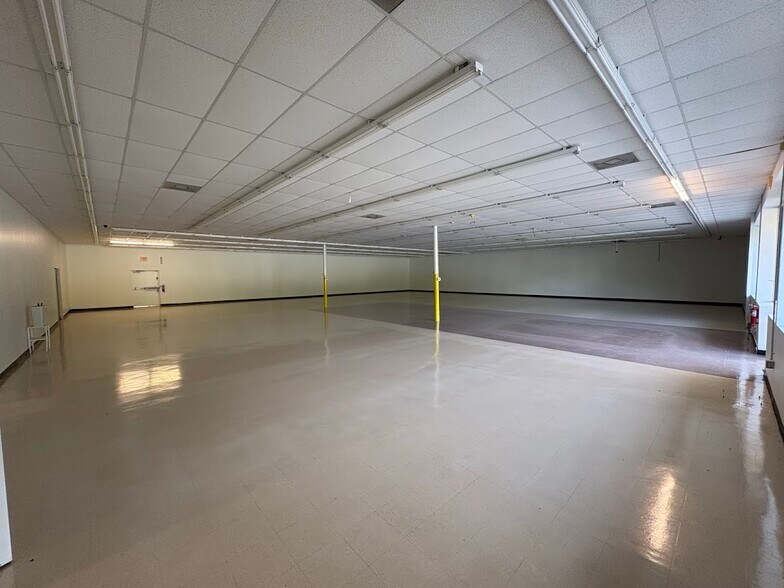 More Photos Of 10067 Main St, Castalia Freestanding For Lease