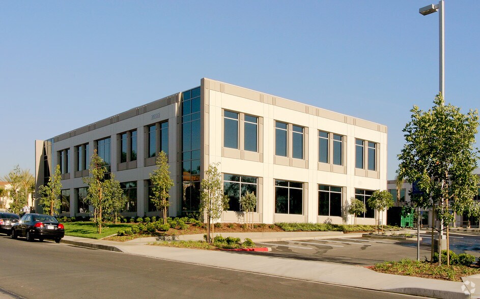 More Photos Of 20322 SW Acacia St, Newport Beach Office For Lease