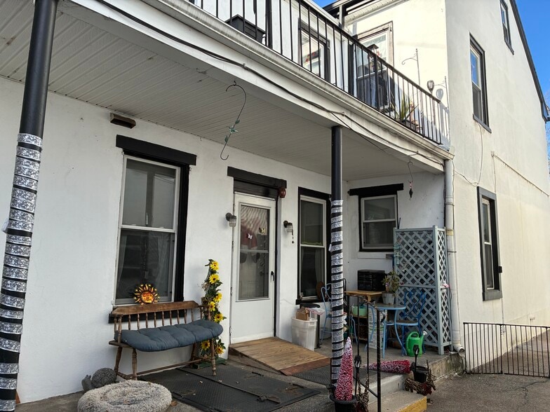 More Photos Of 26 E High St, Pottstown Warehouse For Sale