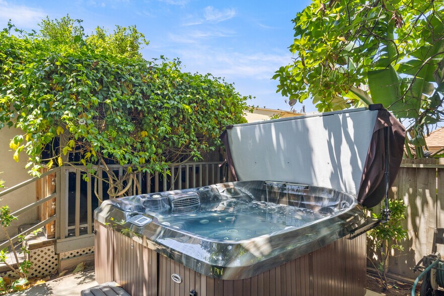 More Photos Of 942 23rd St, San Diego Apartments For Sale