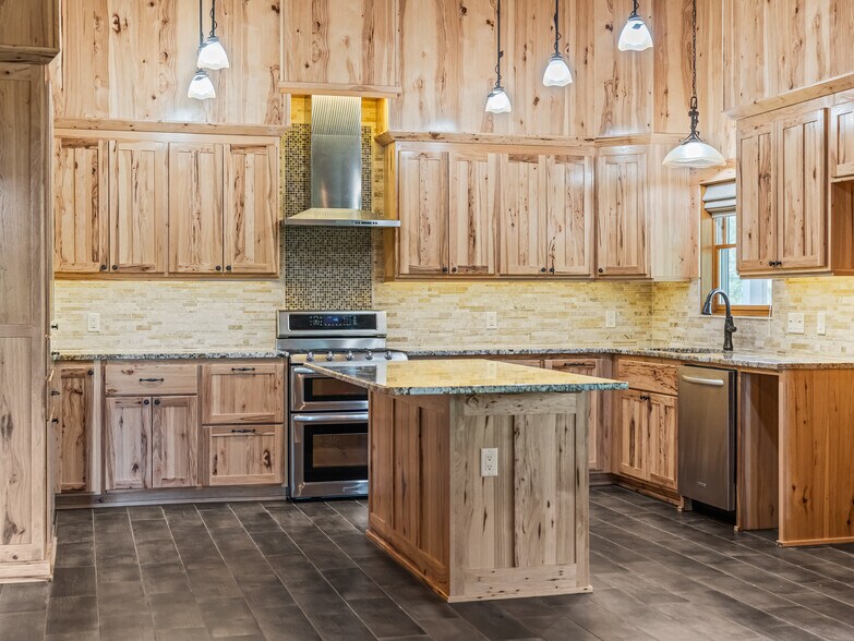 More Photos Of 110 Lizard ln, Story Specialty For Sale