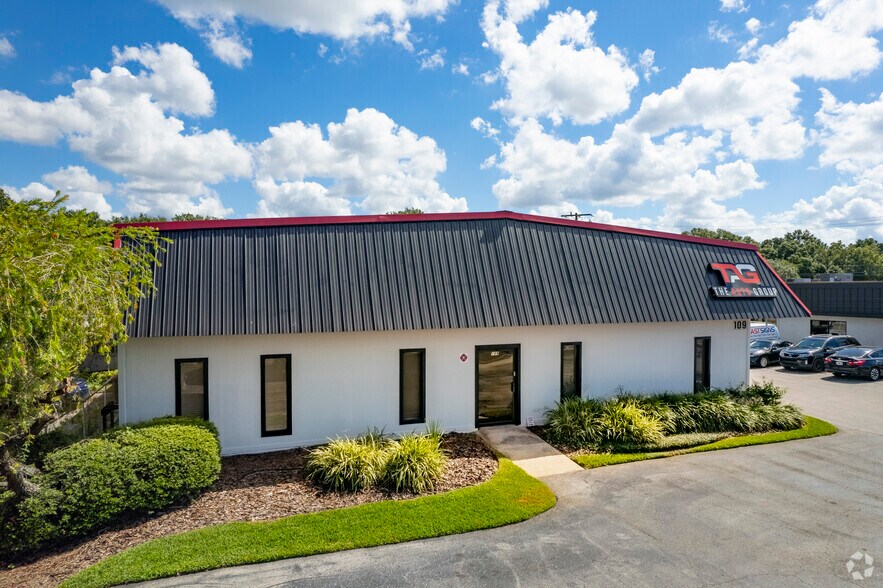 More Photos Of 109 N Falkenburg Rd, Tampa Manufacturing For Sale