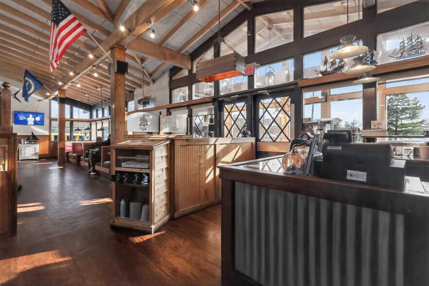 More Photos Of 3301 Capital Blvd, Raleigh Restaurant For Lease