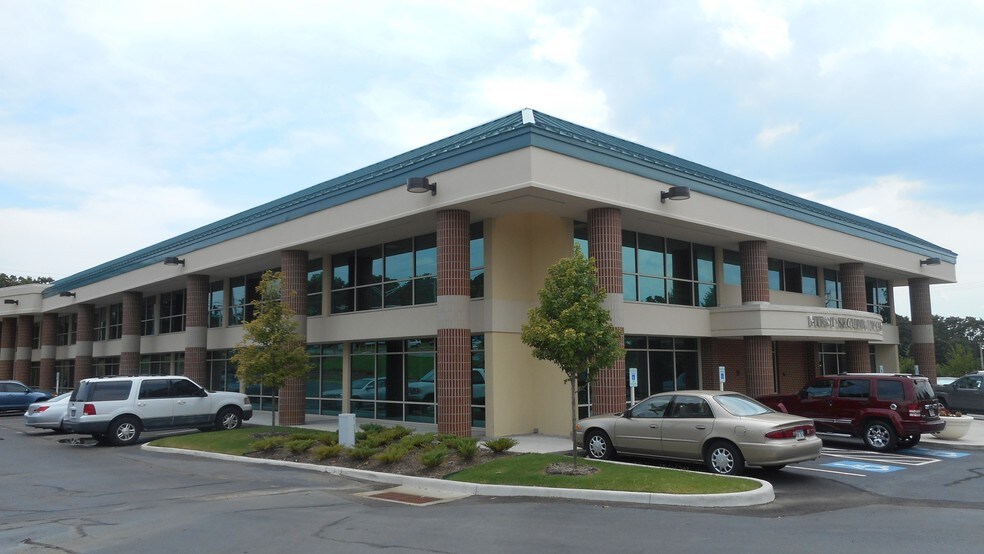 More Photos Of 2504 Mccain Blvd, North Little Rock Office For Lease