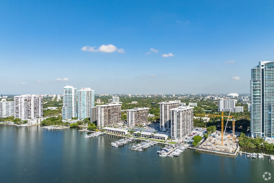 More Photos Of 1901-1925 Brickell Ave, Miami Apartments For Sale