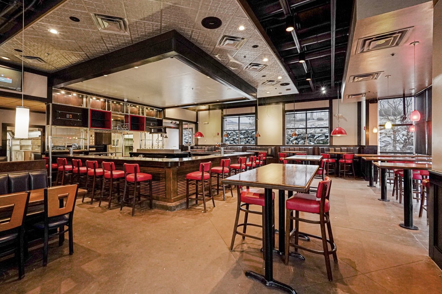 More Photos Of 208-240 Fortune Blvd, Milford Unknown For Lease