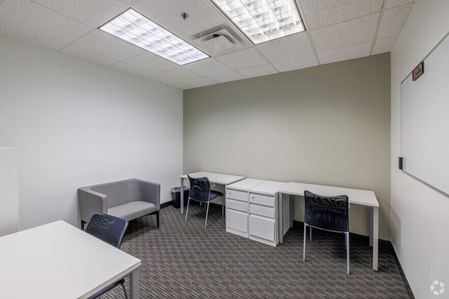 More Photos Of 500 Marquette Ave NW, Albuquerque Coworking Space