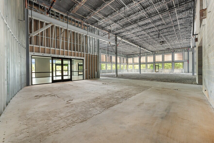 More Photos Of 120 Banks Dr, Chapel Hill Storefront Retail Office For Lease