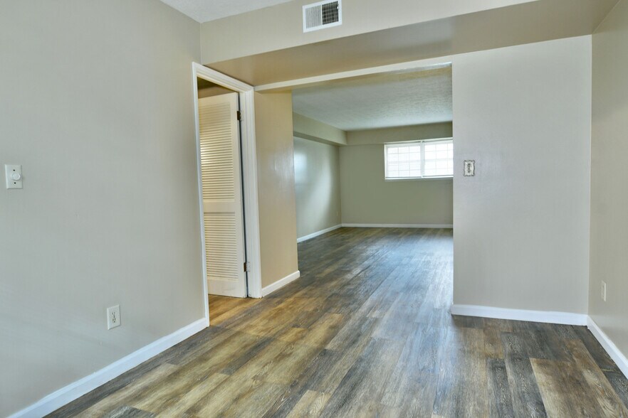 More Photos Of 203-205 Churchill Hubbard Rd, Youngstown Apartments For Sale