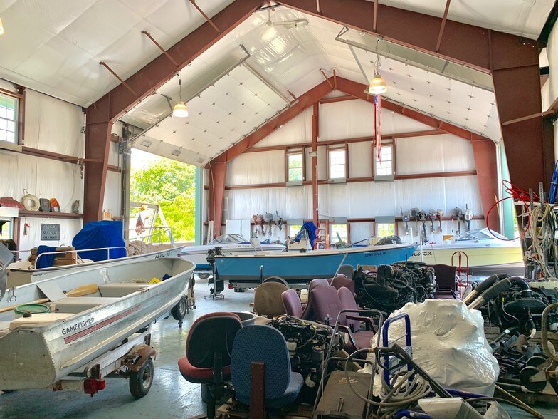 More Photos Of 76 Foster Ave, Hampton Bays Marina For Sale