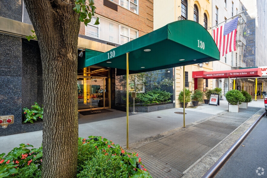 Primary Photo Of 130 E 63rd St, New York Apartments For Sale