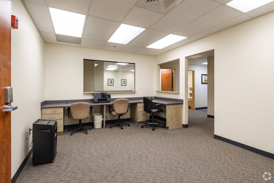 More Photos Of 100 Market Place Blvd, Cartersville Unknown For Lease