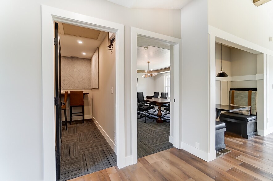 More Photos Of 15 Commercial Way, Springboro Medical For Sale