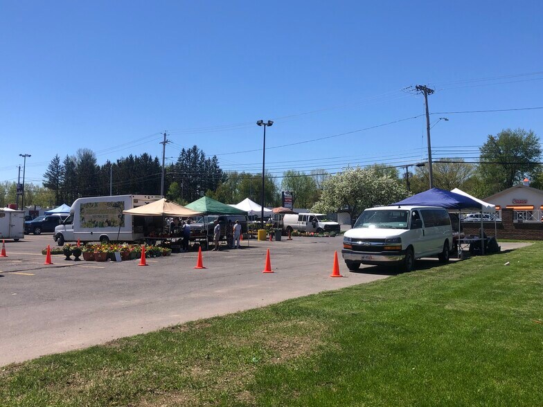 More Photos Of 7608 Oswego Rd, Liverpool Unknown For Lease