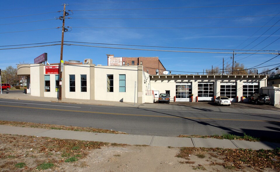More Photos Of 2904 Zuni St, Denver Storefront For Lease