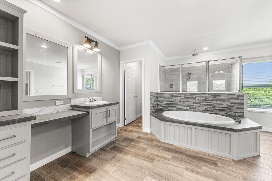 More Photos Of 9130 Rebecca Creek Rd, Spring Branch Specialty For Sale