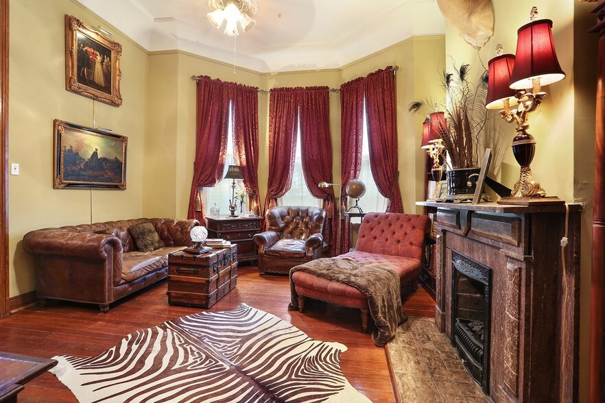 More Photos Of 120 S Pierce St, New Orleans Hotel For Sale