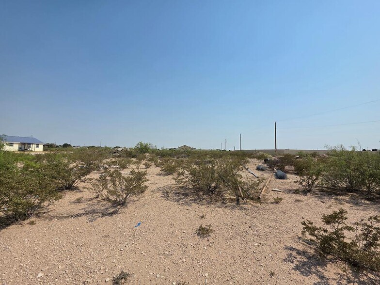More Photos Of 3703 S Janice St, Monahans Land For Sale