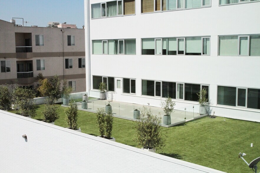 More Photos Of 9350 Wilshire Blvd, Beverly Hills Office For Lease