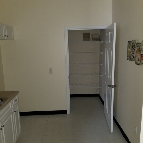 More Photos Of 48 Saint Mark Rd, Taylors Office For Sale