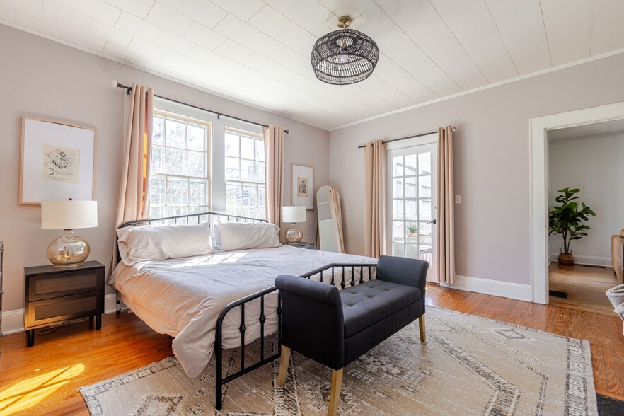 More Photos Of 133 Academy St, Fort Mill Specialty For Sale