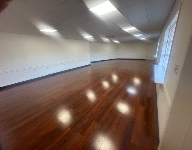 More Photos Of 3920 Kennett Pike, Wilmington Storefront For Lease