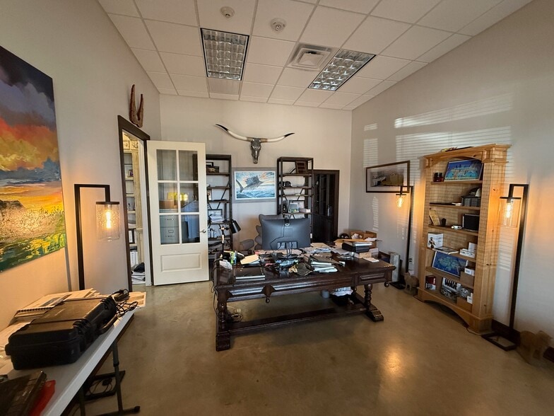 More Photos Of 925 Jade Ave, Port Arthur Industrial For Sale