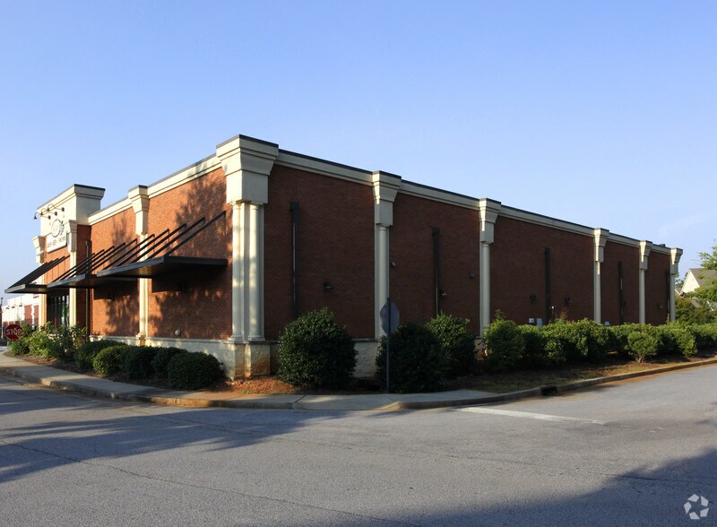 More Photos Of 102 Lexington Cir, Peachtree City Freestanding For Sale