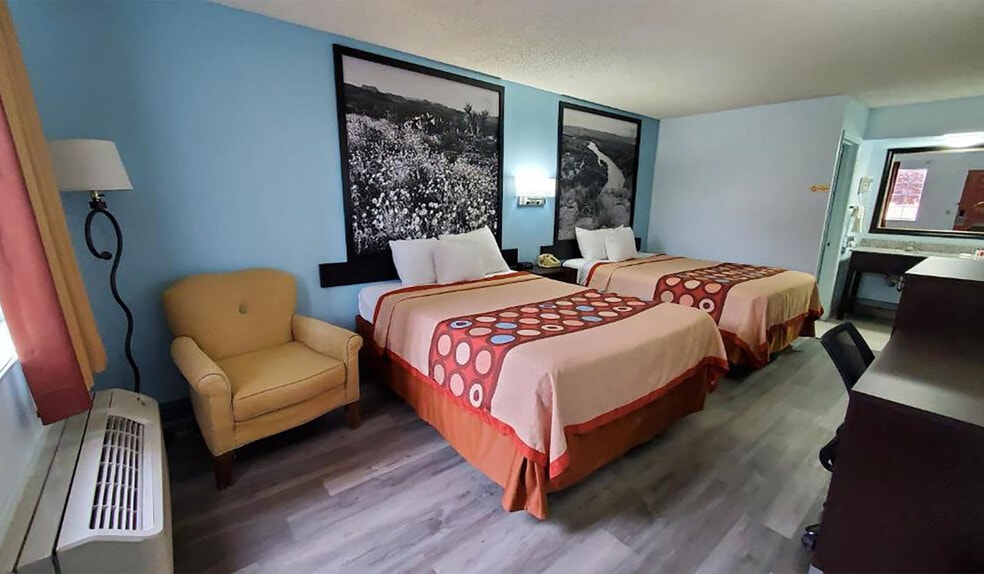 More Photos Of 1807 SE Frontage Rd, Van Horn Hotel For Sale