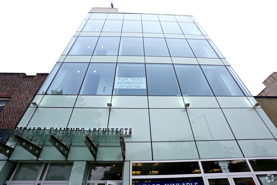 More Photos Of 13872 Queens Blvd, Jamaica Storefront Retail Office For Lease