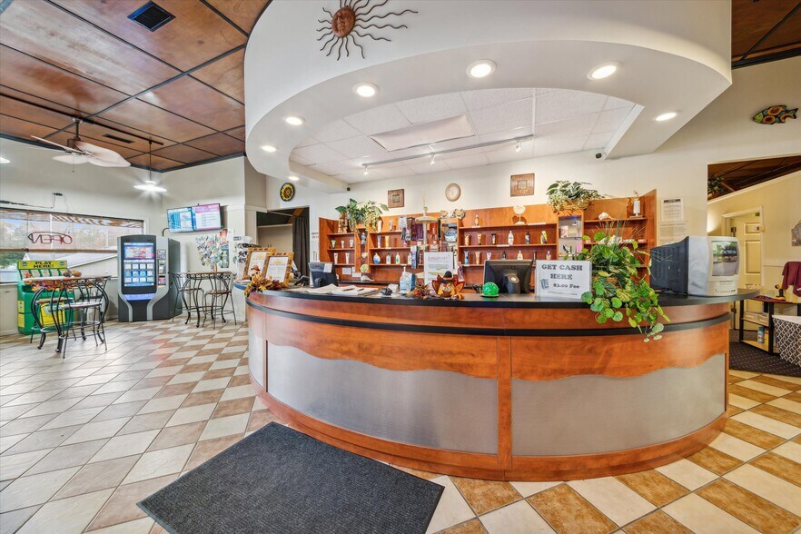 More Photos Of 3940 Pennsylvania 257, Seneca General Retail For Sale