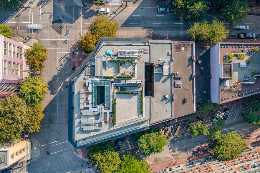 More Photos Of 91-99 Powell St, Vancouver Office For Lease