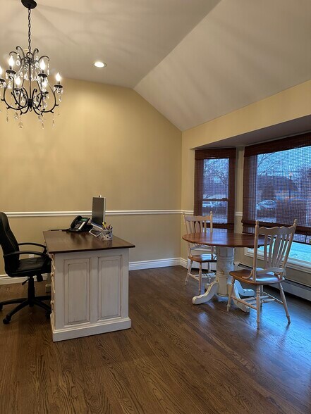 More Photos Of 319 1st Ave, Saint James Office For Sale