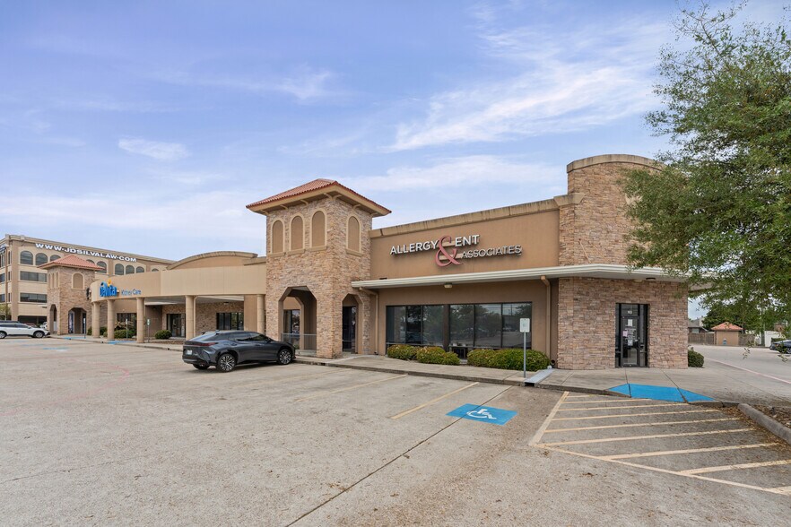 More Photos Of 9223 Broadway St, Pearland Storefront Retail Office For Sale