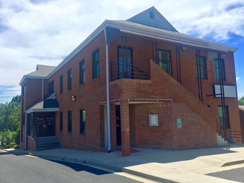 More Photos Of 2086 Generals Hwy, Annapolis Office For Lease